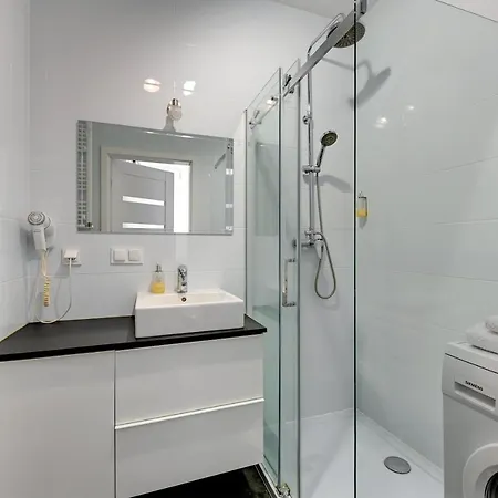 Mona Na Wyspie Apartment *